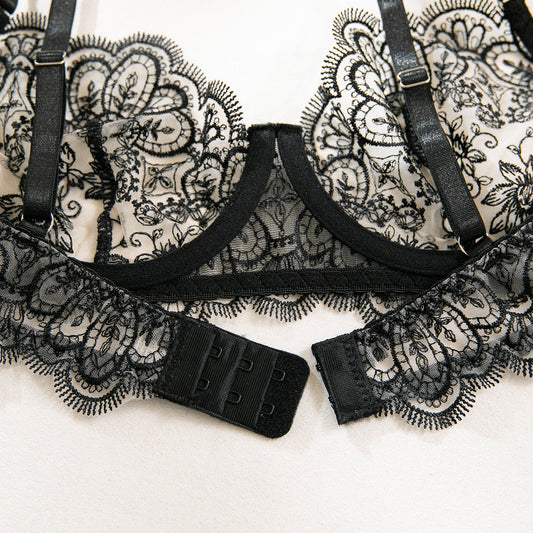 Black Femme 3 Piece Suit